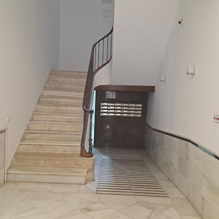 Chic Casa Cathedral At Calle Fresca 2-Bedroom Apartment In Malaga City Center Kültér fotó